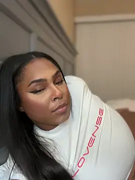 Czat XXX na żywo – CandyLuxxxx