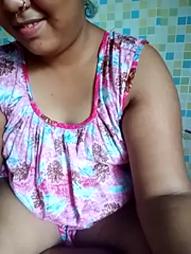 XXX chat uživo modela Rani_hot08