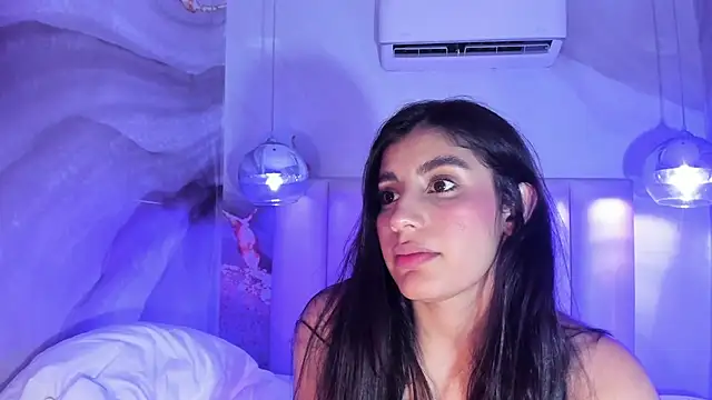 XXX chat uživo modela IsabelaStefano