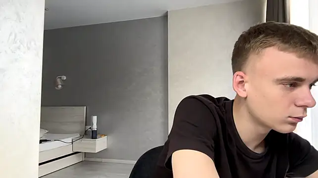 XXX chat uživo modela SoloFury
