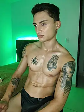 הופעת וובקאם של DIEGO_JONES