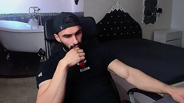 MicahLane Adlı Modelin Canlı XXX Sohbeti