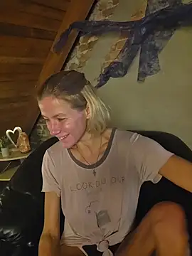 yola181 Webcam-Show