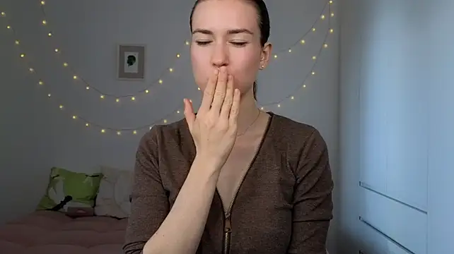 XXX chat uživo modela AliciaNewell