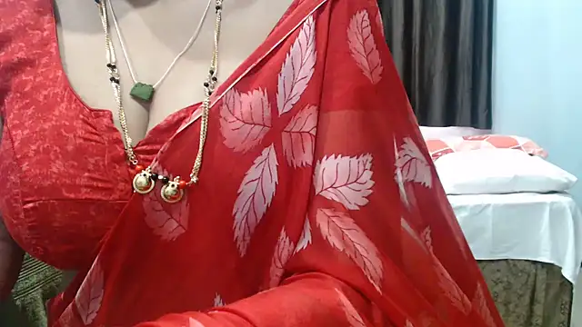 sunitha-3 Adlı Modelin Canlı XXX Sohbeti