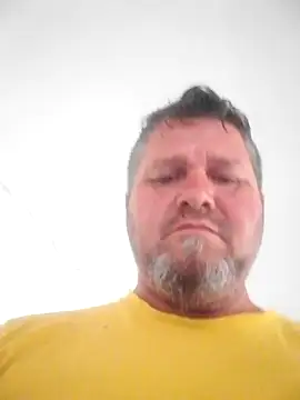 mariusSingur Chat XXX live