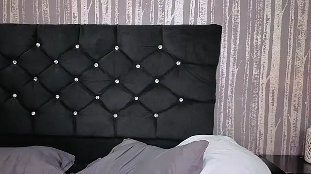 Alicee_Moonn 라이브 XXX 채팅