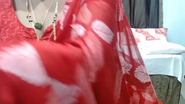 sunitha-3 Chat XXX in diretta