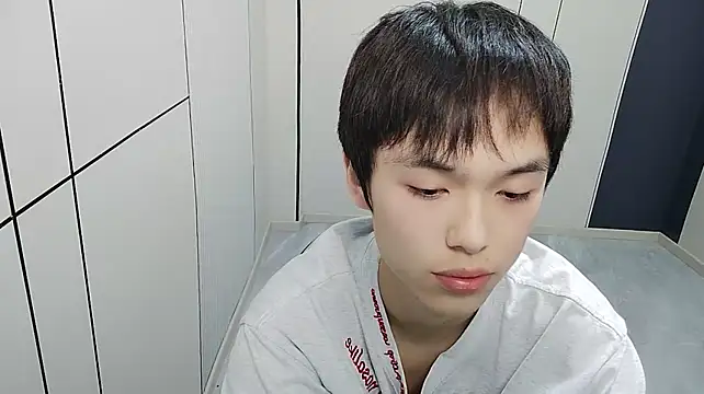 T2028T 在線直播表演