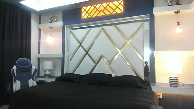allison_mcn Live XXX chat