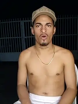 XXX chat uživo modela ARES_DAM