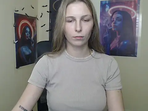 StrangerGi live XXX chat