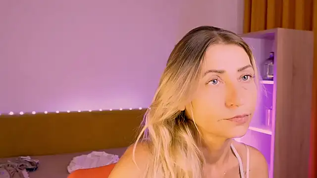 Онлайн чат XXX ZoeGrant