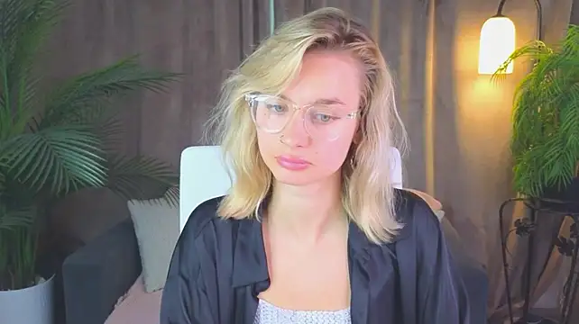 NoraMoreau Live XXX-Chat