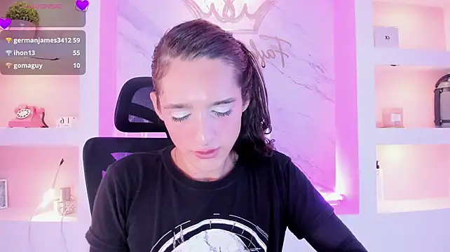 Онлайн чат XXX CandyDance1_