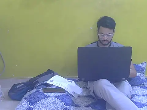 Chat XXX Live Stubborndesiboy
