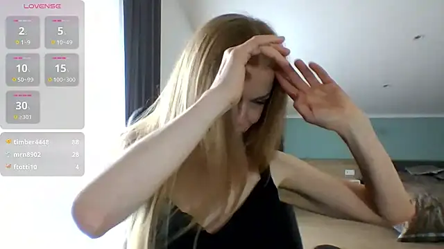 Tina5394's Live XXX Chat