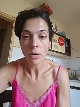 Chat +18 de Wild_Witch ao vivo