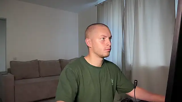 XXX chat uživo modela meforyou777