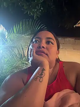 Chat +18 de tatikanyx ao vivo