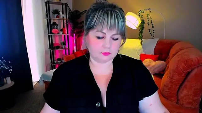 CrystaalStaar – Naživo XXX chat