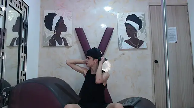 GOLDEN_BOSS Webcam-Show
