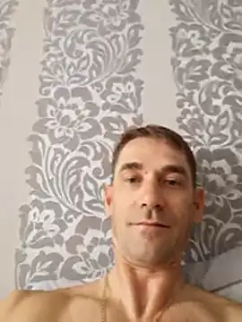 FreeRider111's Live XXX Chat
