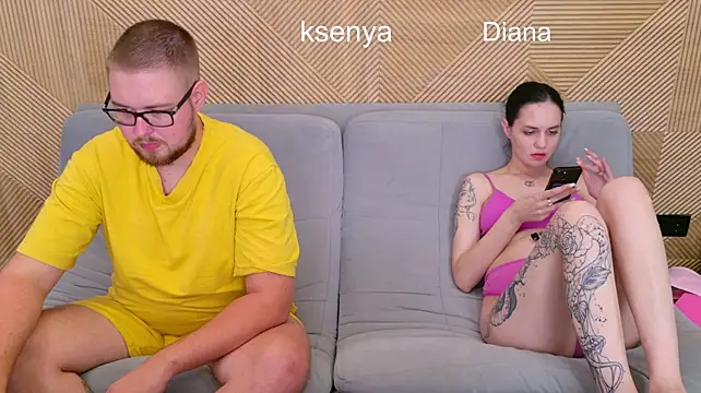 Ksenny Chat XXX in diretta