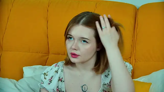 ElinaVale Adlı Modelin Web Kamerası Şovu