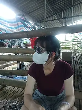 Bong_Hoa 在線直播表演