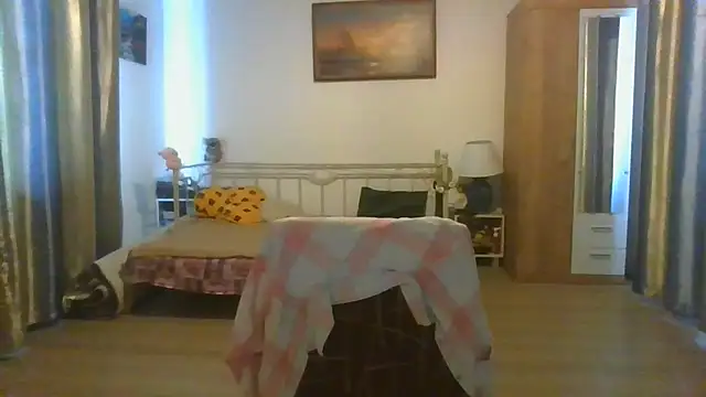 Chatroom XXX en direct de ElenaLove888