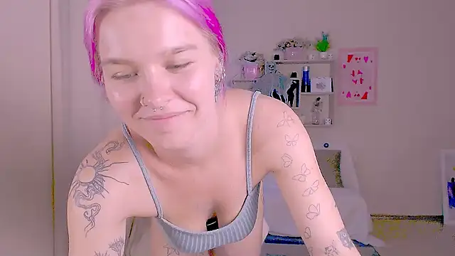 XXX chat uživo modela Hot_Blonda