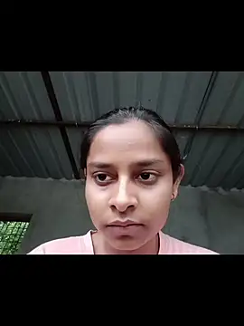 Онлайн чат XXX Queen_Simran