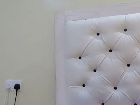 Živý XXX chat LovelyQueenR