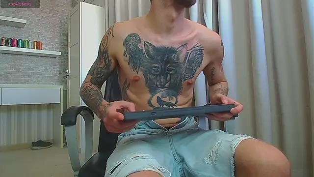 JonahShaw's Live XXX Chat