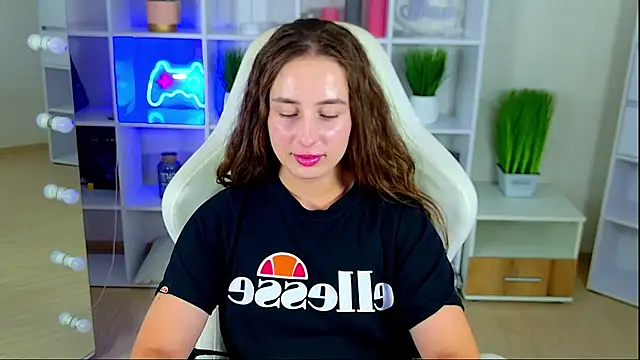 NadinnL 라이브 XXX 채팅