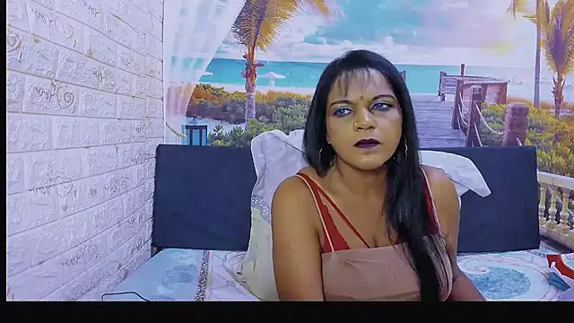 indianswtbella's Live XXX Chat