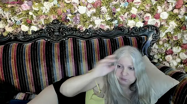 mariabelladonna Adlı Modelin Canlı XXX Sohbeti