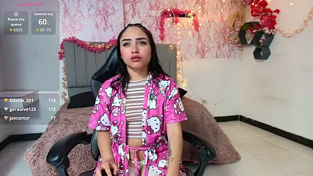 XXX chat uživo modela June__moon