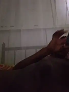 XXX chat uživo modela roxa2784