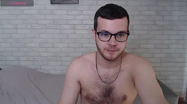 Alexxx_hornyのウェブカメラショー
