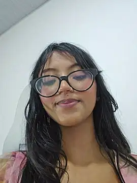 XXX chat uživo modela Yulia_Mercier_