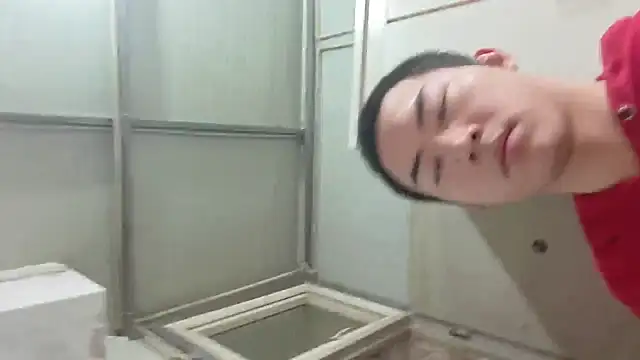 XXX chat uživo modela blue818