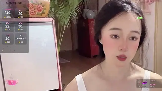 XXX chat uživo modela Luna168-