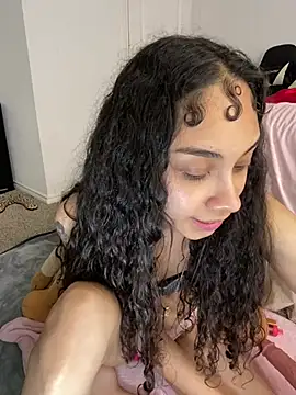 badbaby187 Show in webcam