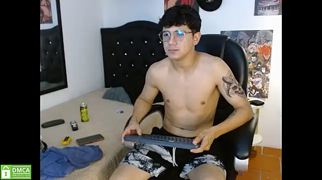 axel_rose20's Live XXX Chat