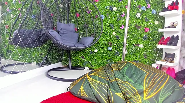 StepNova's Webcam Show