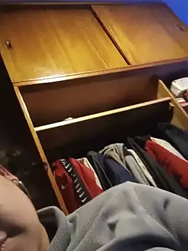 Luzz12 Webcam show