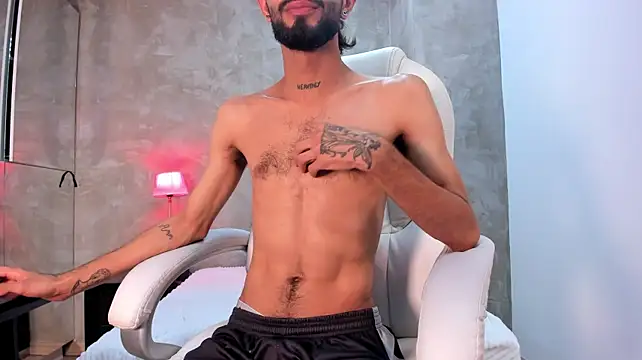 צ'אט XXX בשידור חי של Felipe-Casttan