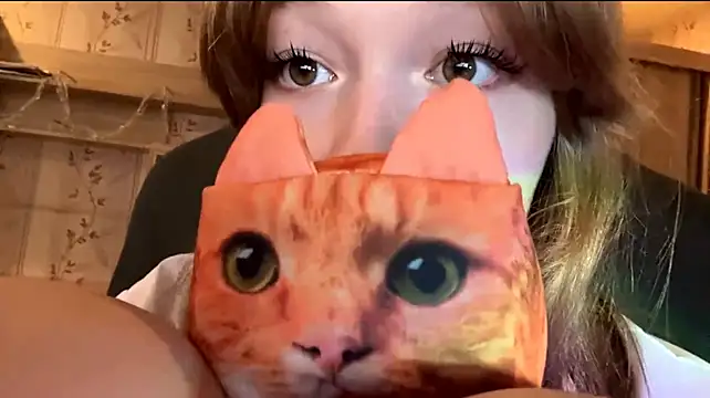 SalmonWhip's Live XXX Chat